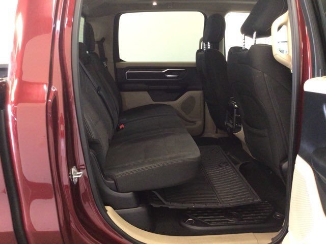 Used 2019 RAM 1500 Big Horn AWD/4WD image 7