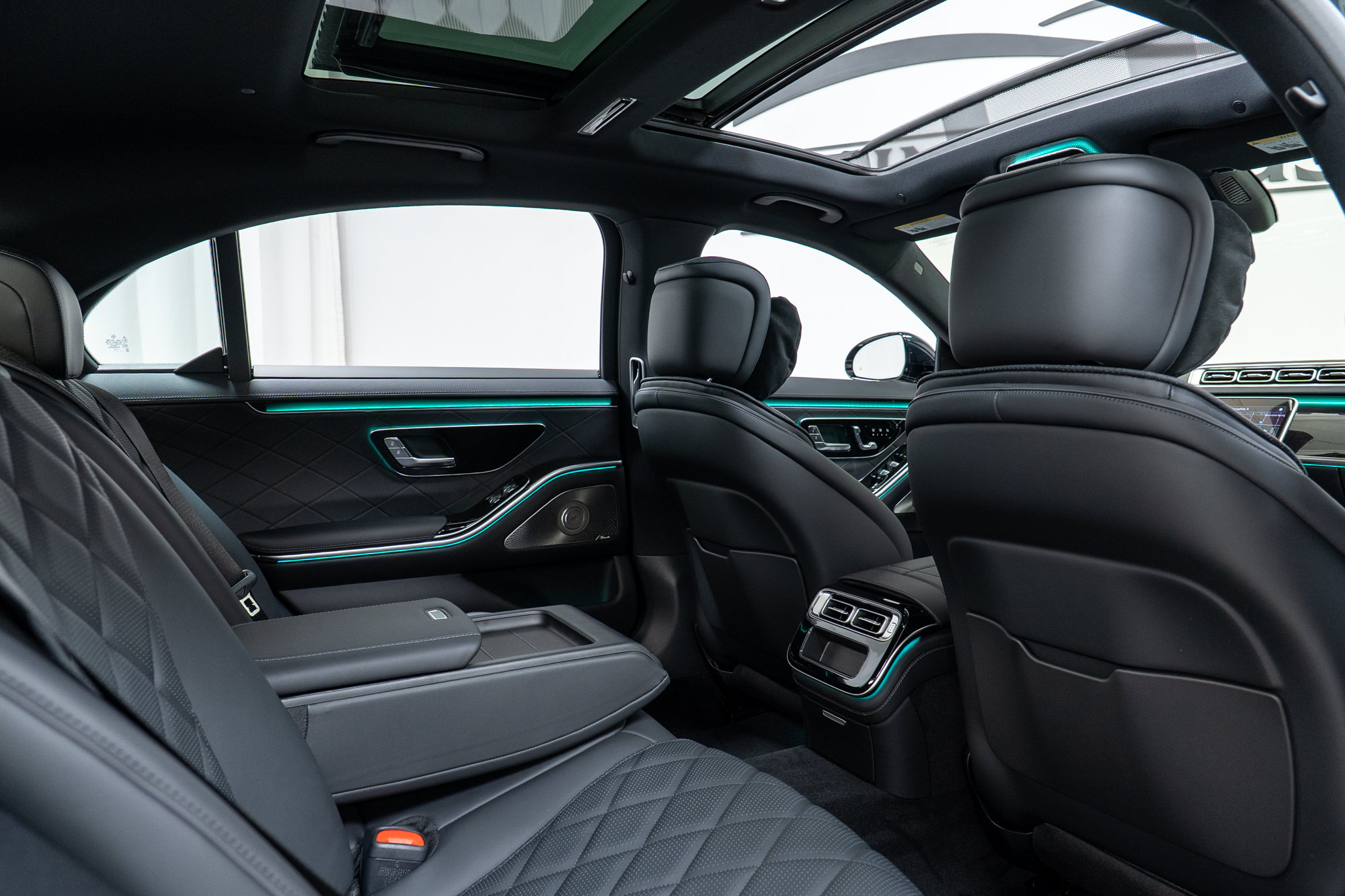 New 2026 Mercedes-Benz S 580 4MATIC Sedan image 24