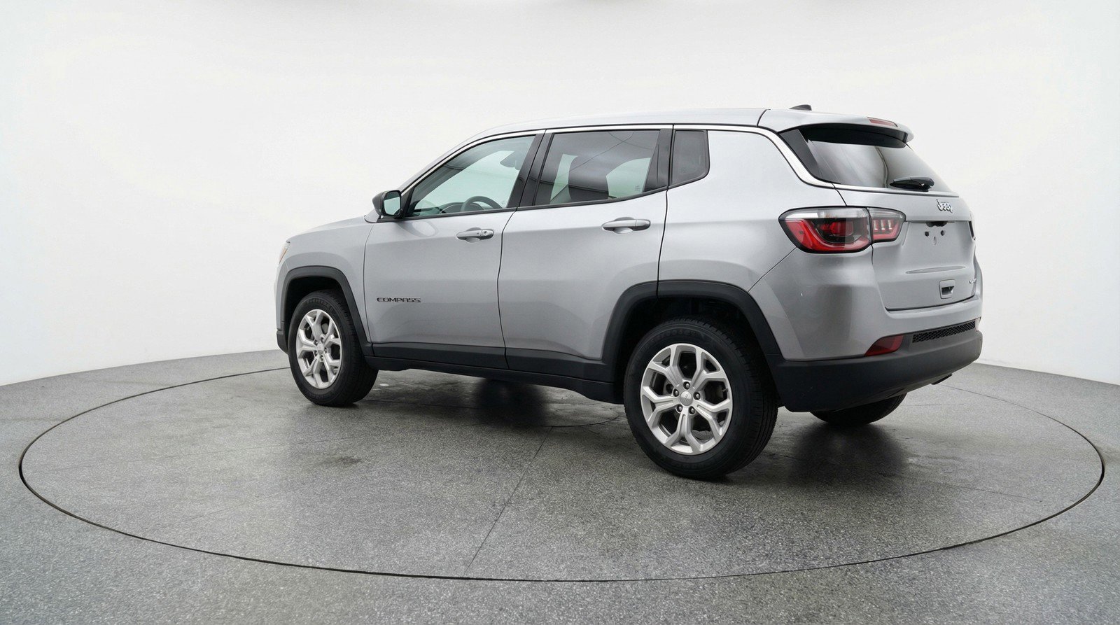 Used 2025 Jeep Compass Latitude image 6