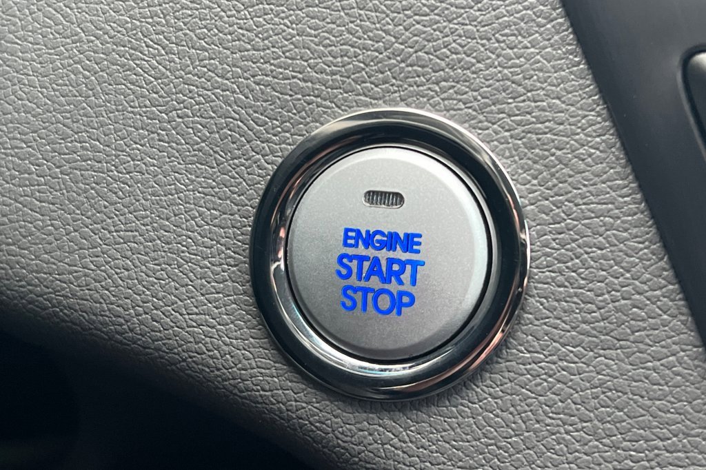 Used 2013 Hyundai Sonata Hybrid image 17