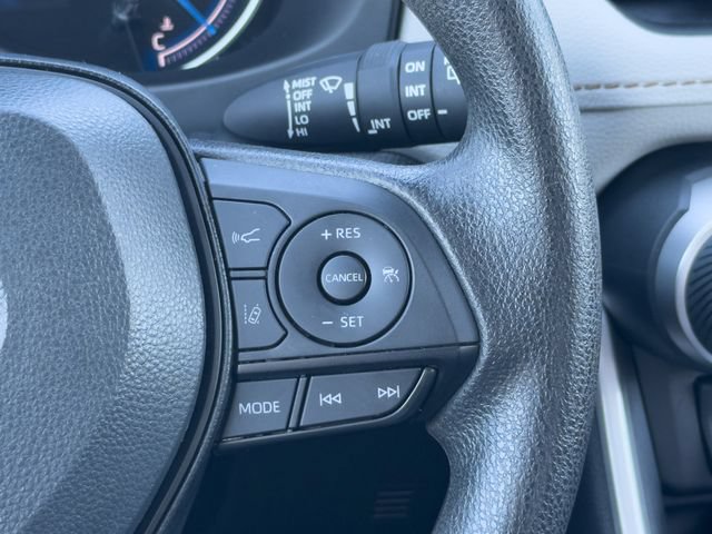 Certified 2025 Toyota RAV4 XLE w/ Convenience Package AWD/4WD image 32