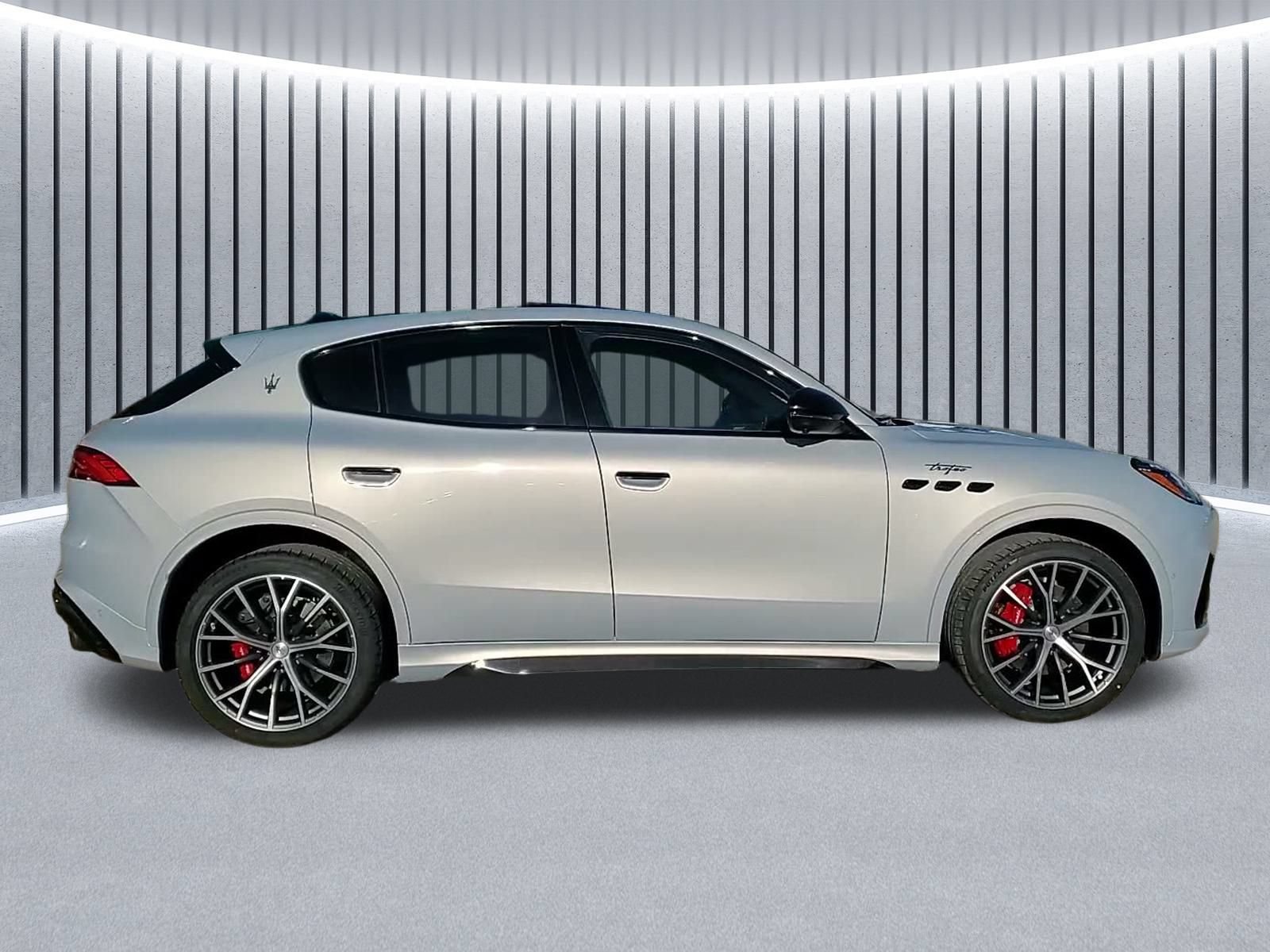 New 2026 Maserati Grecale Trofeo AWD/4WD image 5