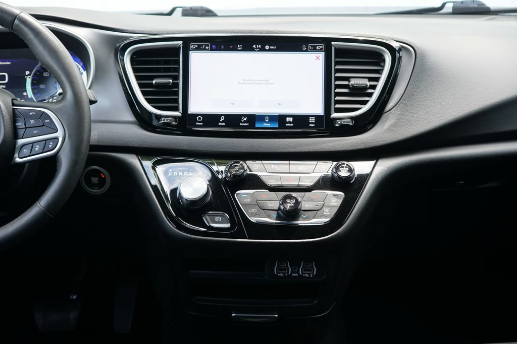 Used 2025 Chrysler Pacifica Select FWD image 21