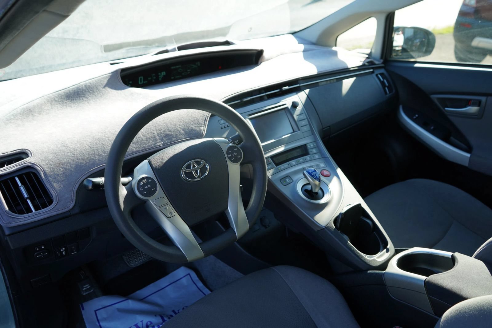 Used 2014 Toyota Prius Two FWD image 8
