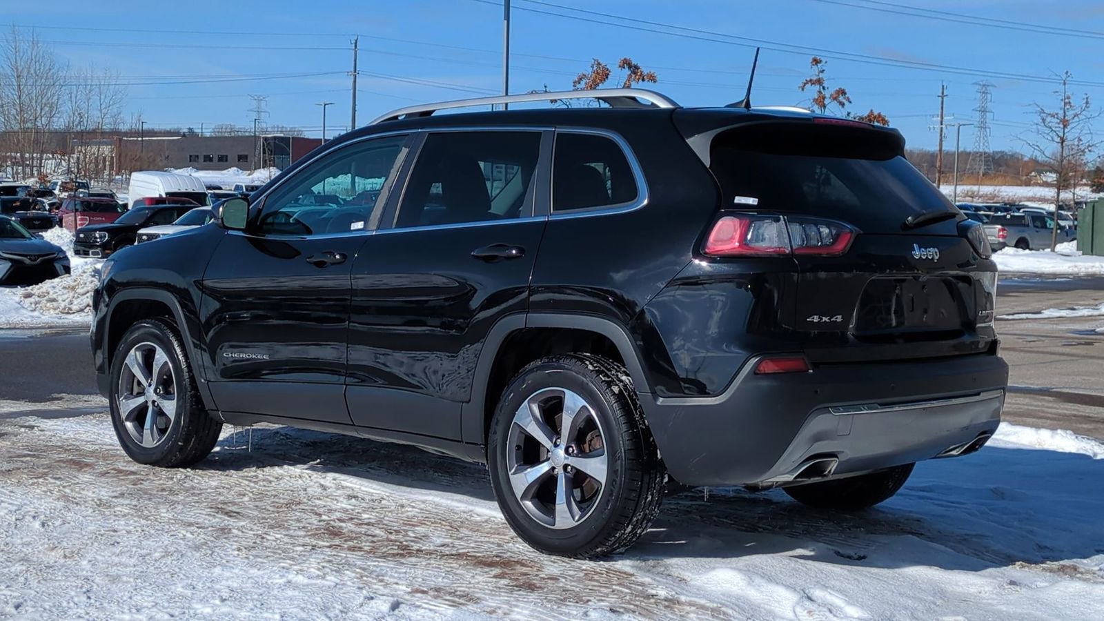 Used 2020 Jeep Cherokee Limited image 3