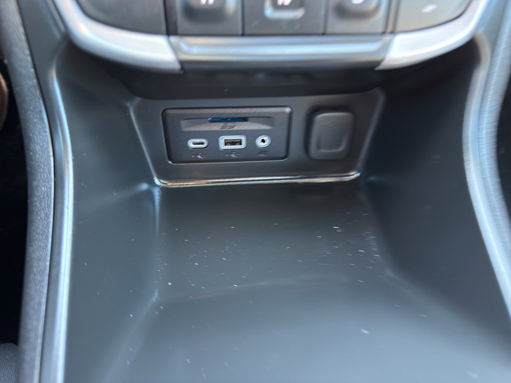 Used 2023 GMC Terrain AT4 w/ Tech Package image 20
