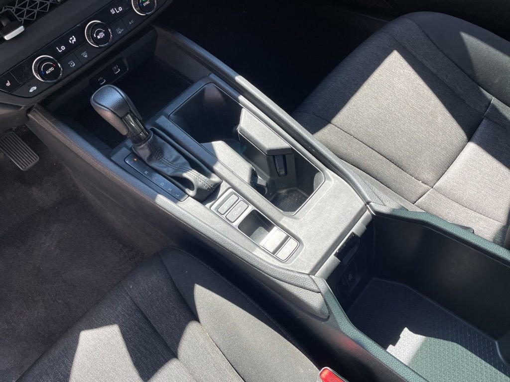 Used 2023 Honda Accord EX image 9