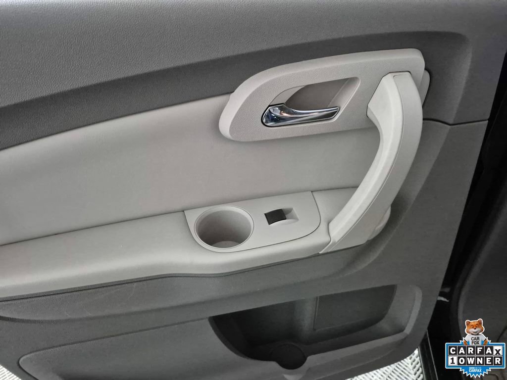 Used 2010 Chevrolet Traverse LT w/ Personal Connectivity Package FWD image 23