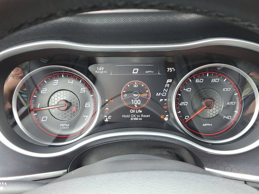 Used 2015 Dodge Charger SXT w/ AWD Plus Group image 21