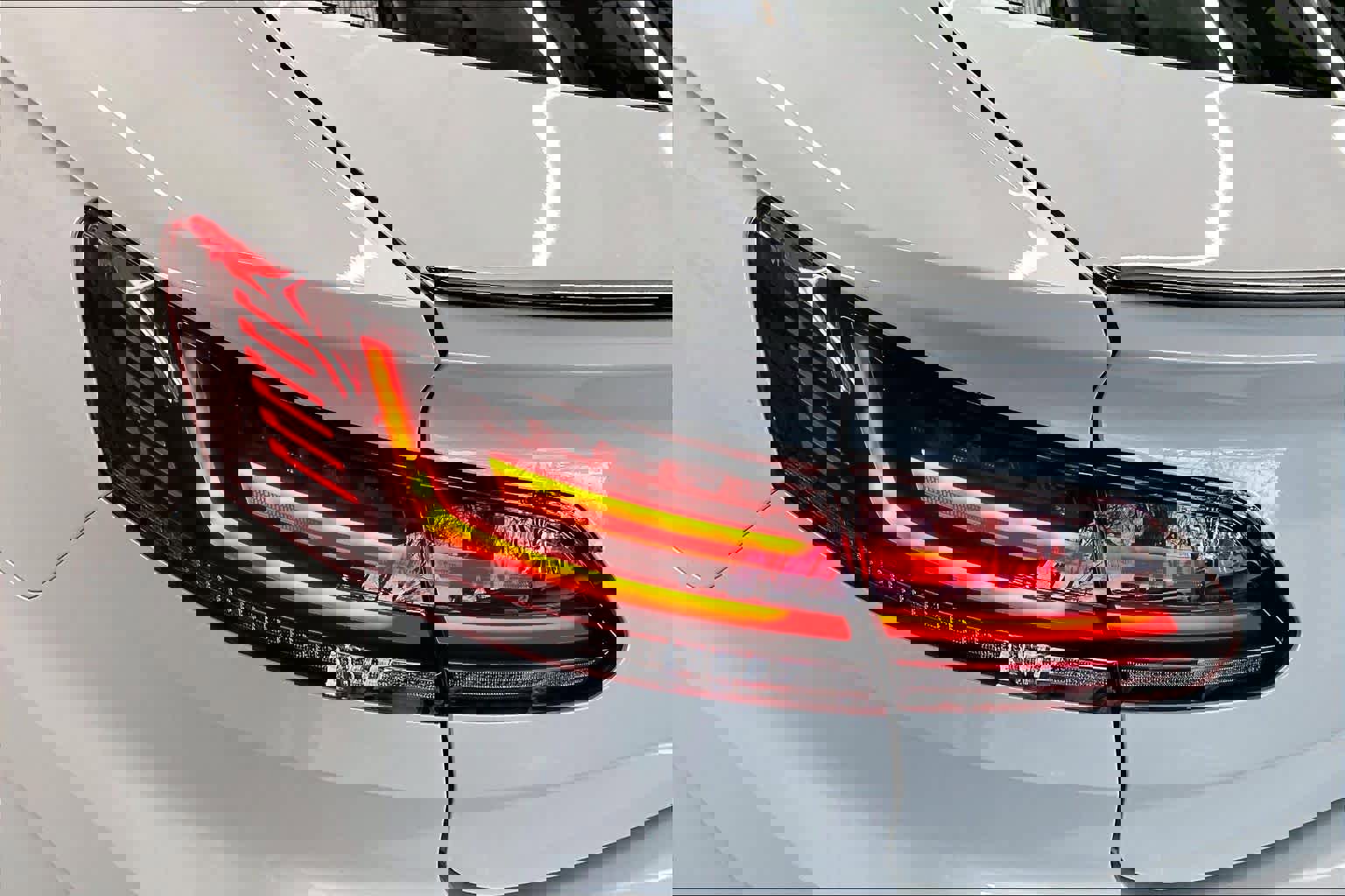 Used 2023 Volkswagen Arteon SEL Premium image 32