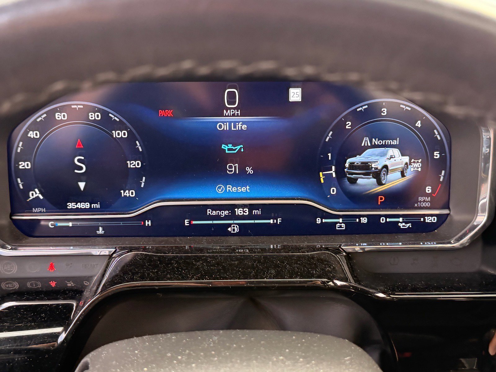 Used 2023 Chevrolet Silverado 1500 ZR2 w/ Technology Package image 19