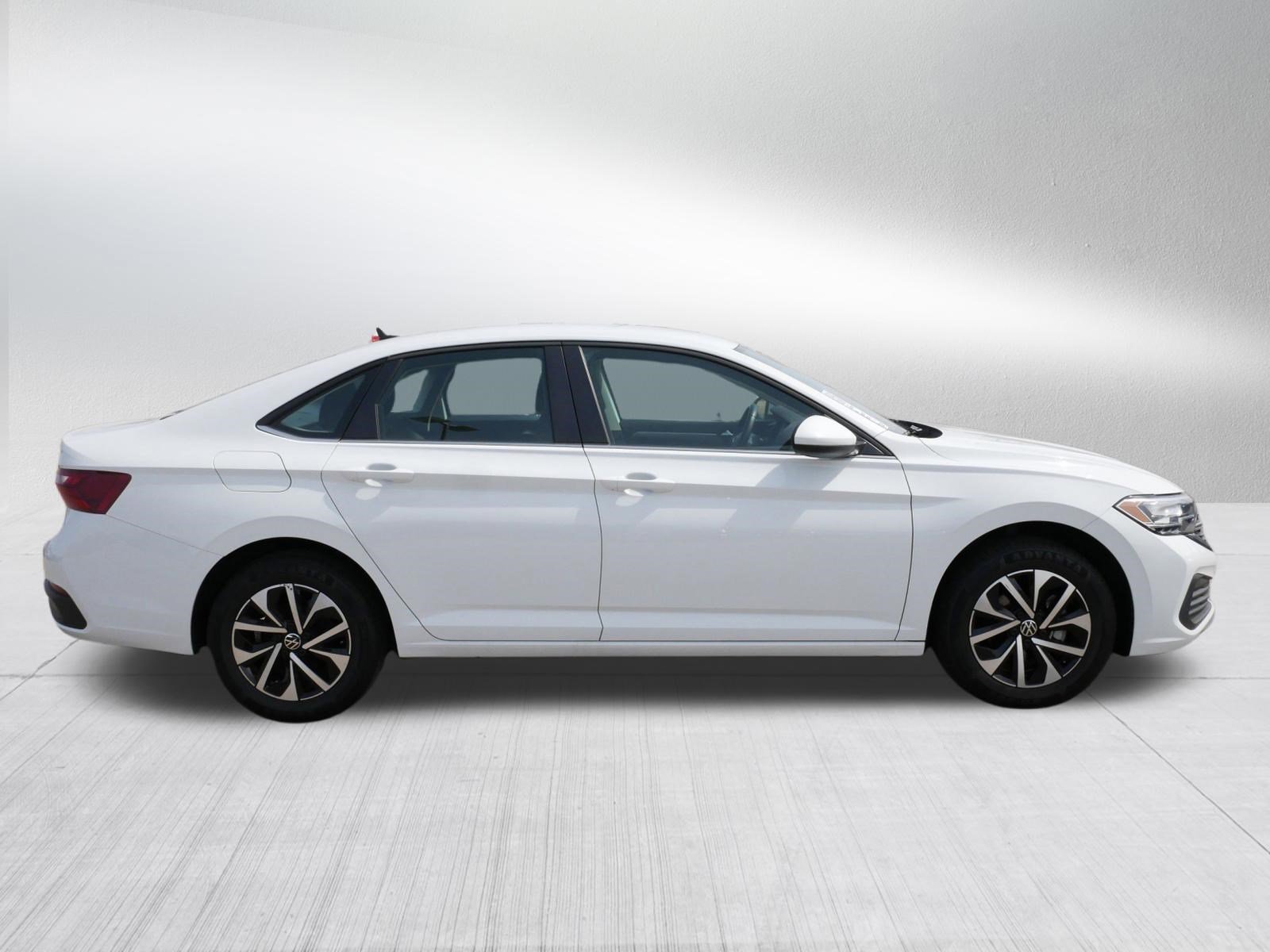 Certified 2024 Volkswagen Jetta S image 8