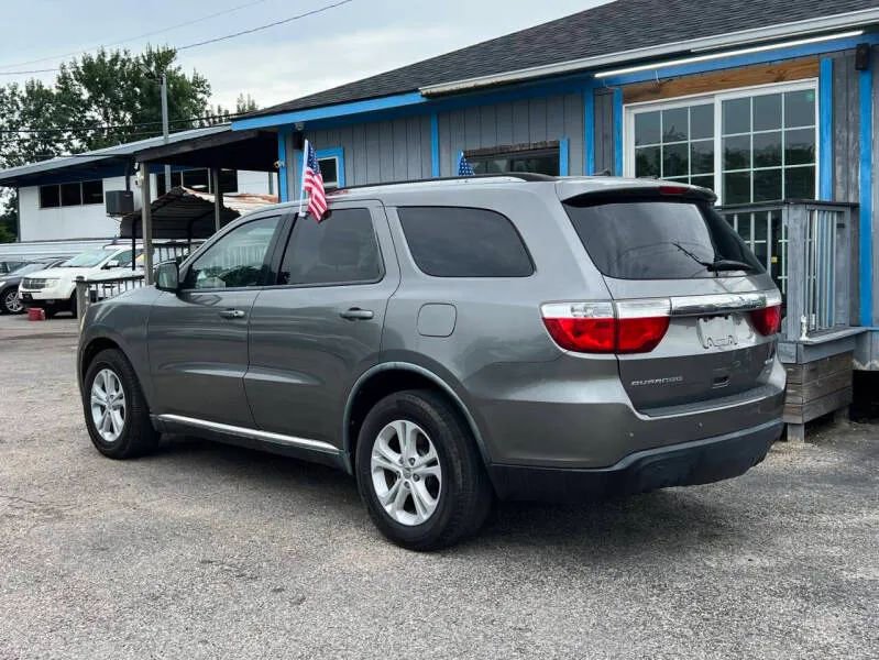 Used 2011 Dodge Durango Crew image 8