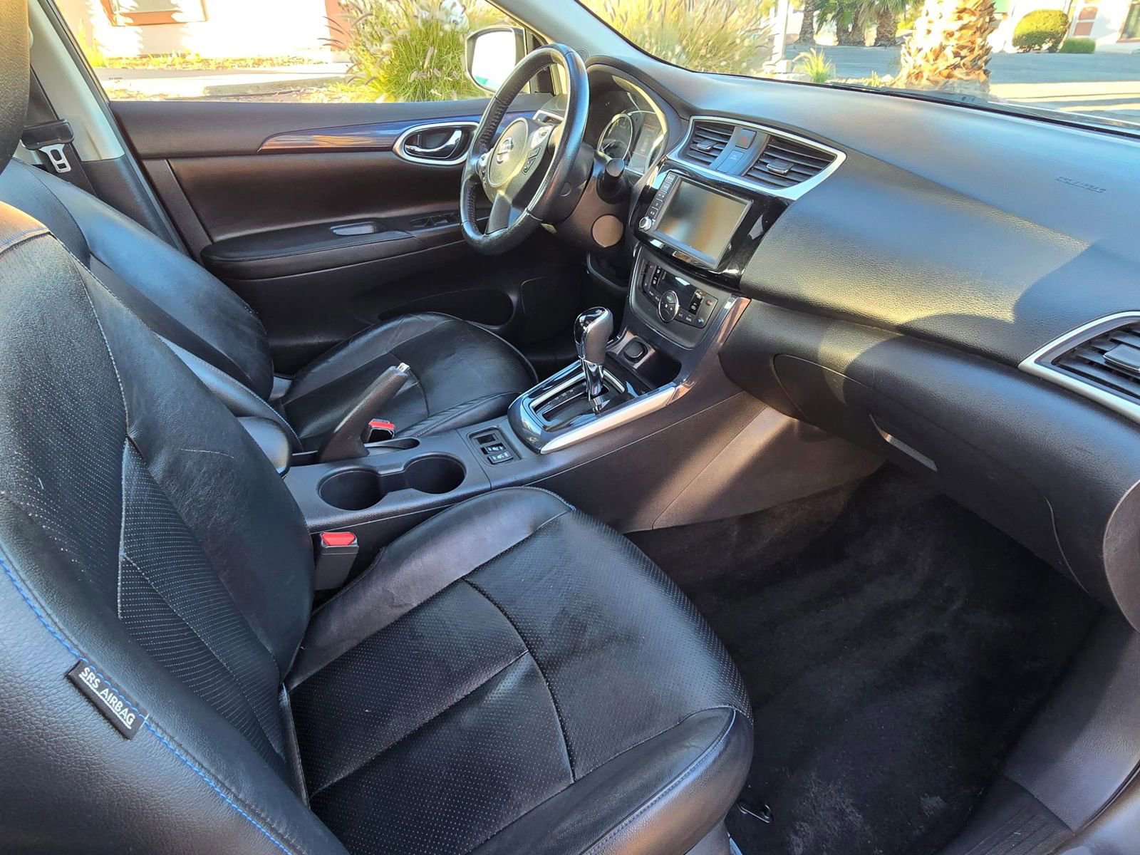 Used 2019 Nissan Sentra SR w/ Premium Package (SR) image 12