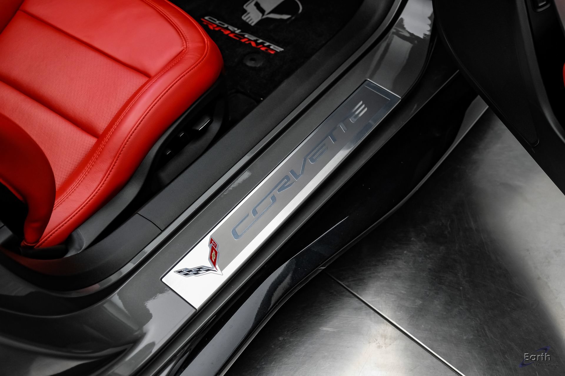 Used 2015 Chevrolet Corvette Z06 w/ 3LZ Preferred Equipment Group RWD image 57
