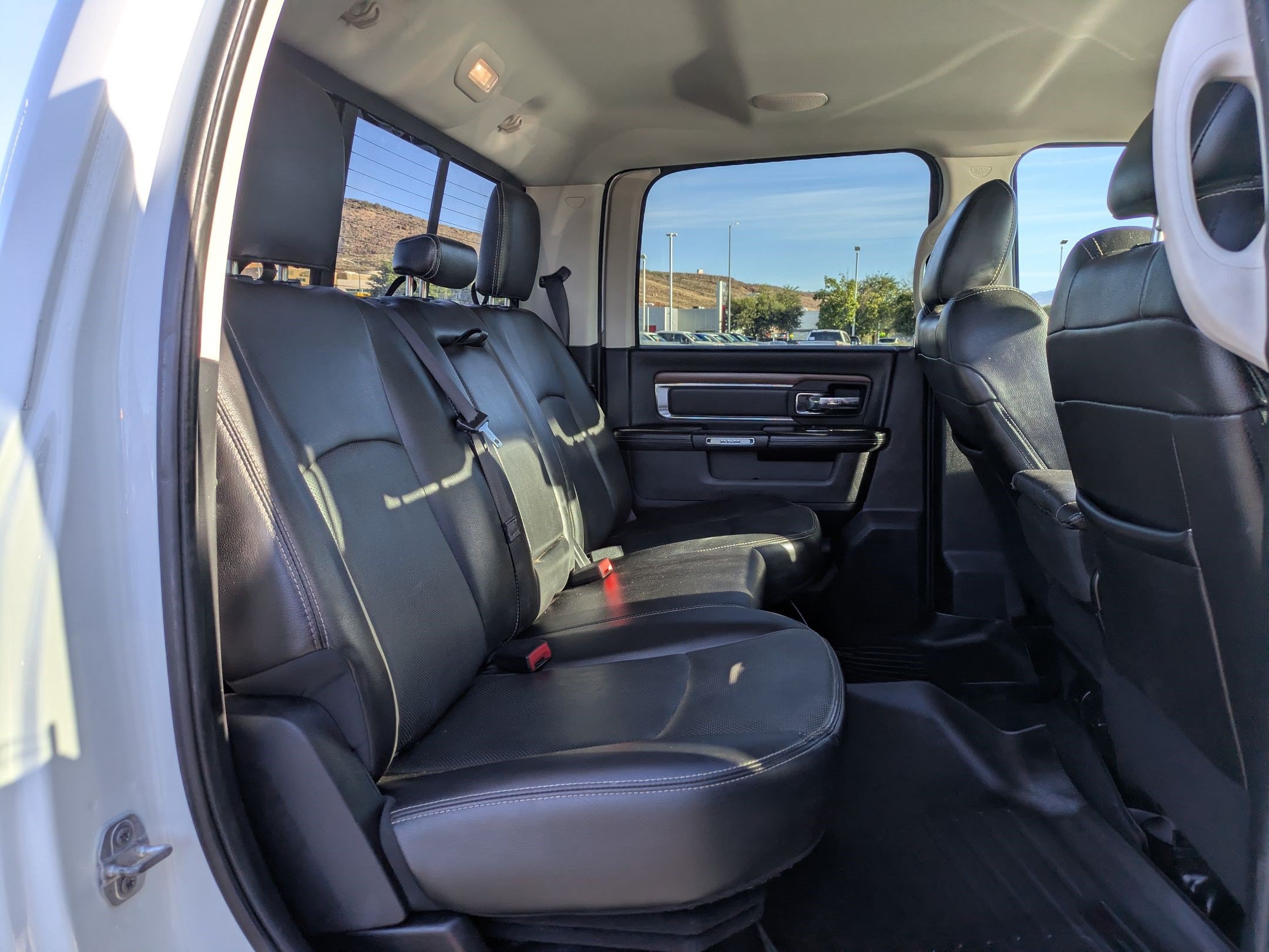 Used 2017 RAM 2500 Laramie AWD/4WD image 29