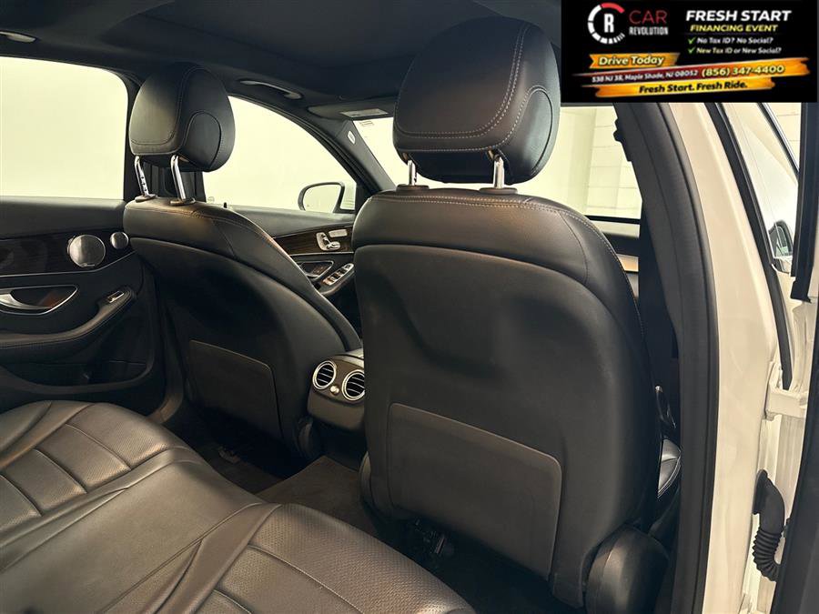Used 2019 Mercedes-Benz C 300 4MATIC Sedan w/ Premium Package image 68