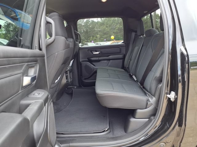 New 2026 RAM 1500 Express AWD/4WD image 17