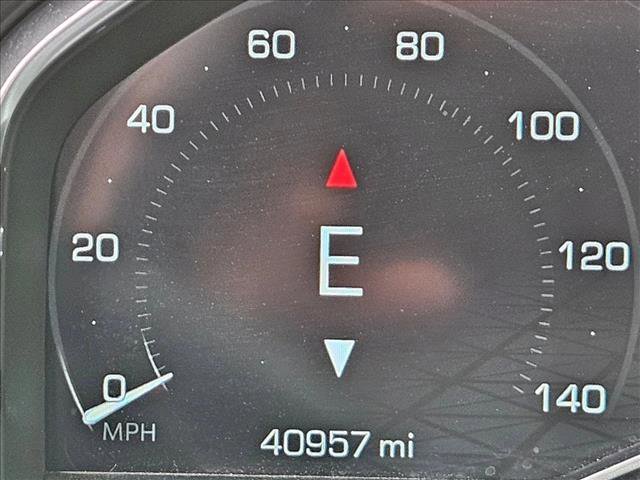 Used 2024 GMC Sierra 1500 AT4 w/ Technology Package image 16