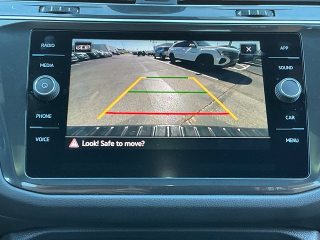 Certified 2023 Volkswagen Tiguan SE R-Line AWD/4WD image 25