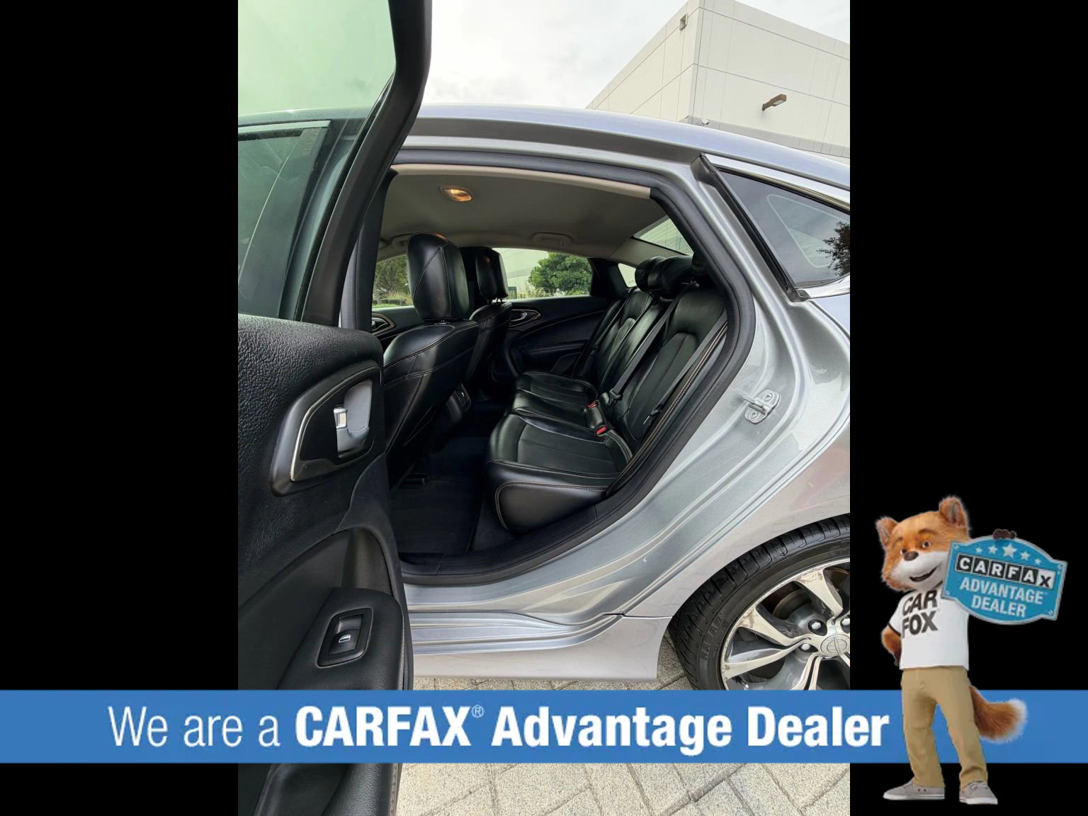 Used 2015 Chrysler 200 C w/ Navigation & Sound Group I image 15