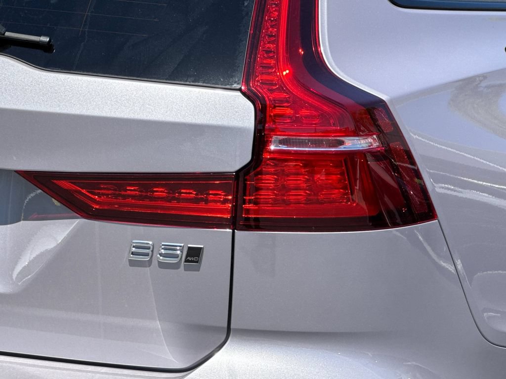 New 2026 Volvo V60 B5 Cross Country Plus w/ Climate Package AWD/4WD image 26