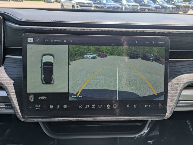 Used 2025 Rivian R1S Adventure AWD/4WD image 27