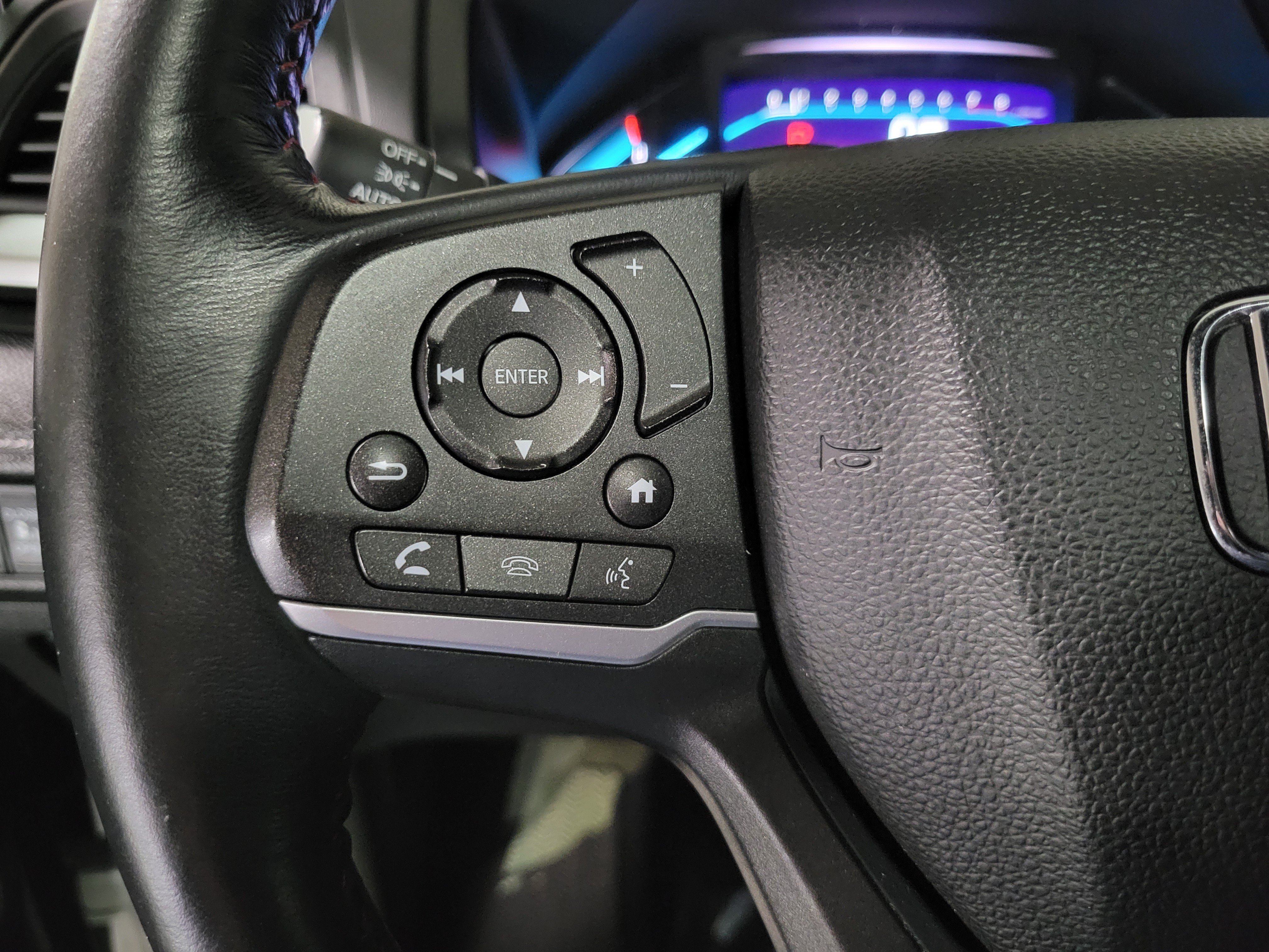 Used 2023 Honda Odyssey Sport image 25