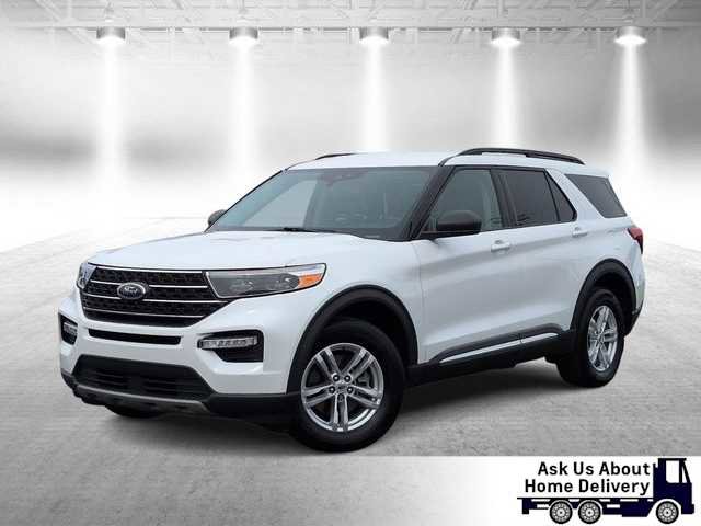 Used 2023 Ford Explorer XLT w/ Equipment Group 202A AWD/4WD image 1