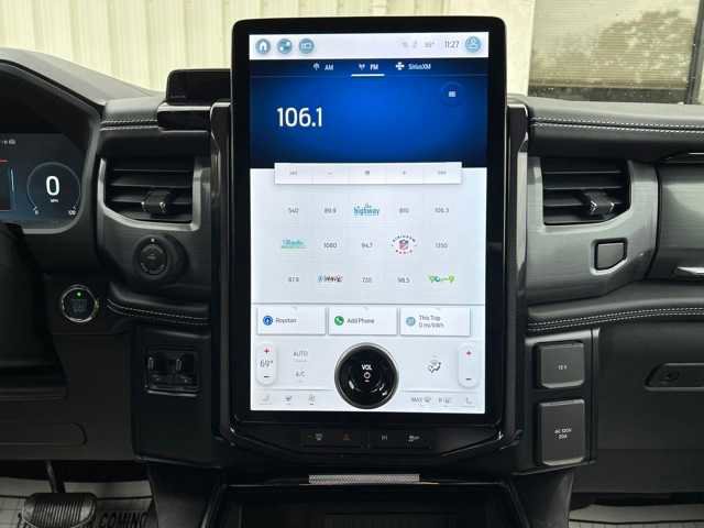 New 2023 Ford F150 Lightning Platinum image 24