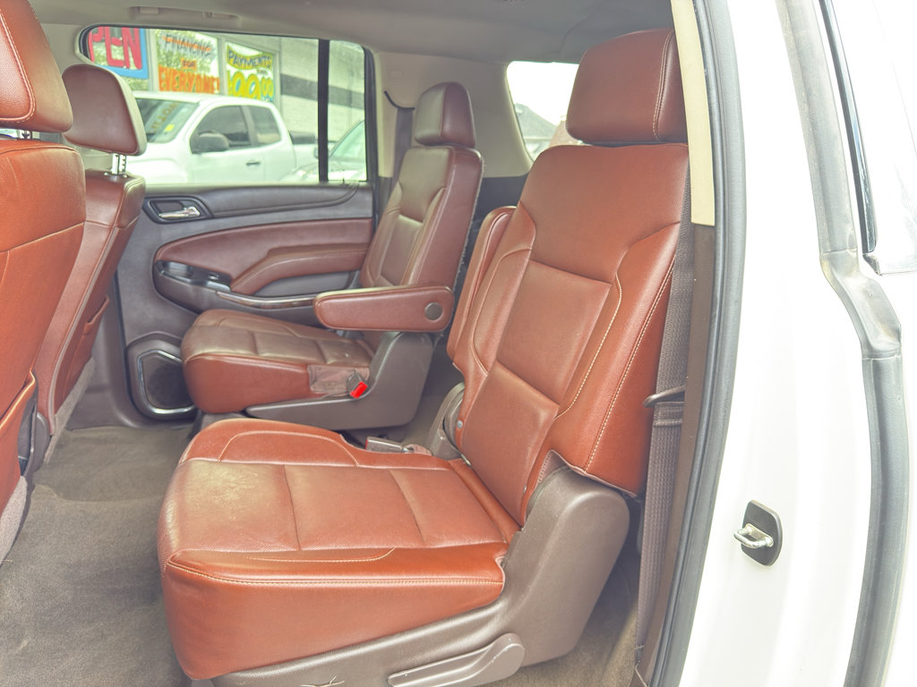 Used 2017 Chevrolet Suburban Premier AWD/4WD image 16