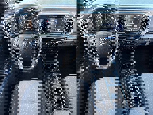 Used 2023 Toyota Tacoma TRD Sport image 12