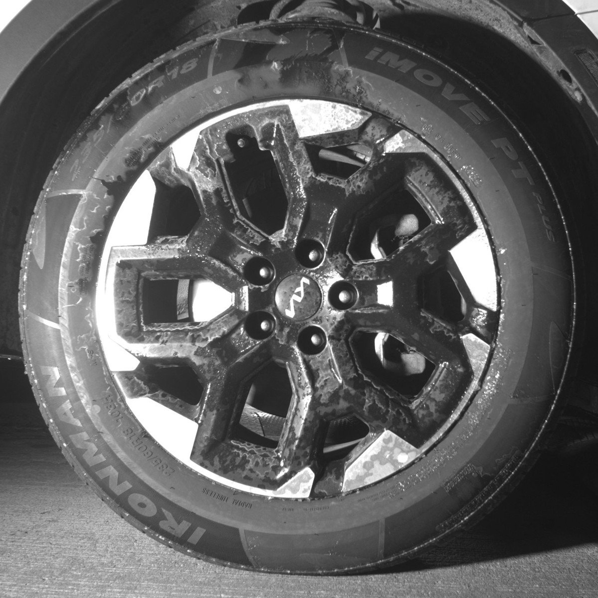 Used 2024 Kia Sorento S image 13