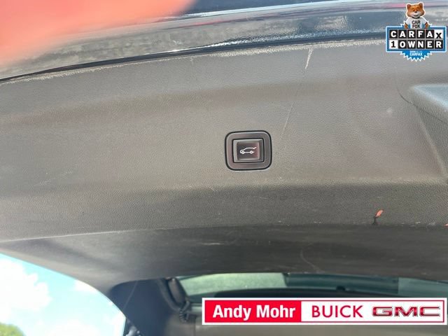 Used 2022 GMC Yukon XL Denali AWD/4WD image 14
