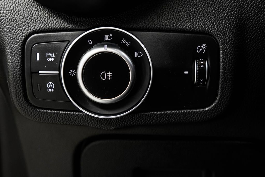 Used 2022 Alfa Romeo Stelvio Ti image 38