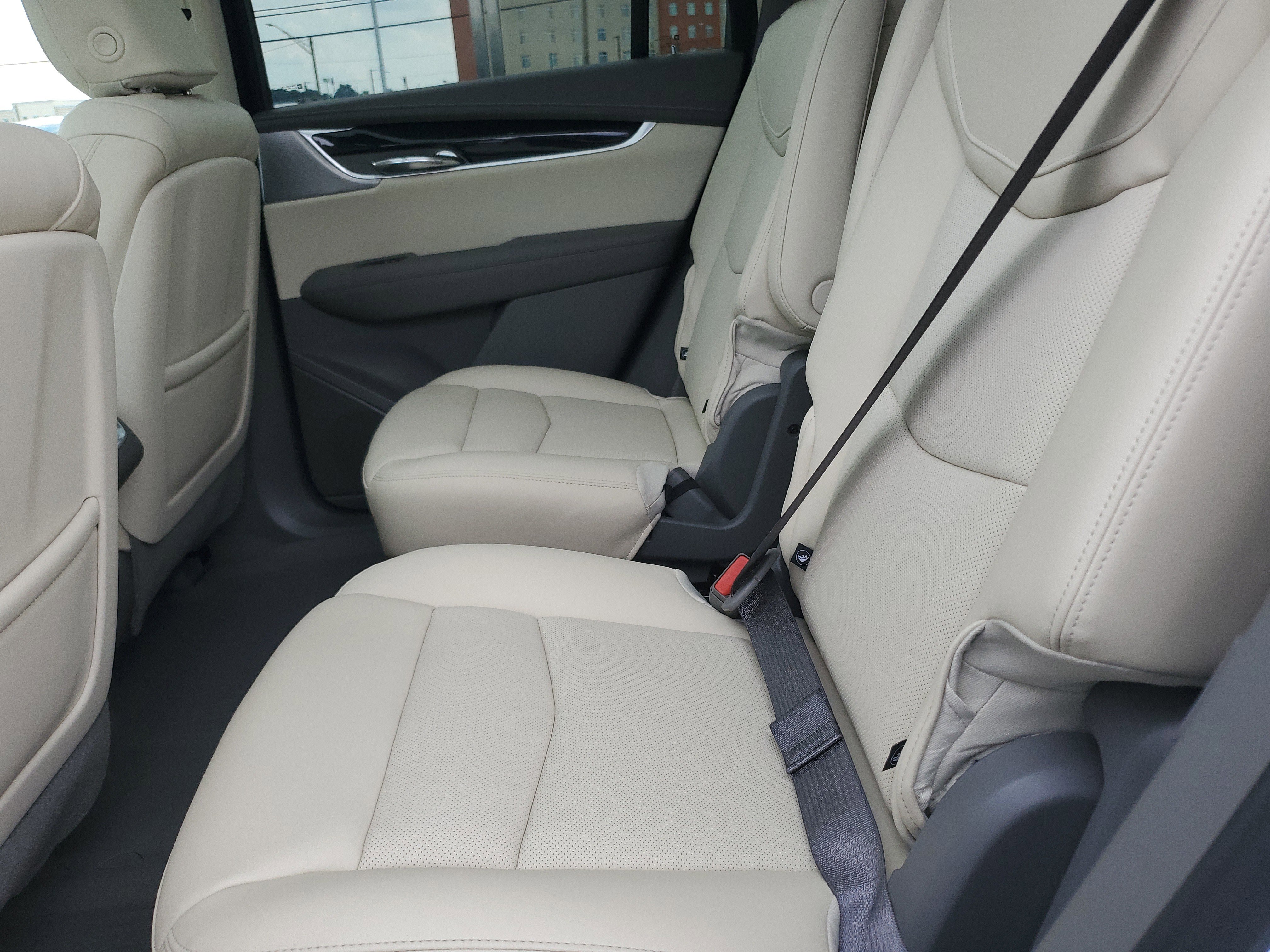 New 2025 Cadillac XT6 Premium Luxury w/ Technology Package image 9