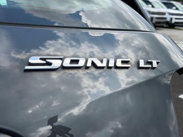 Used 2015 Chevrolet Sonic LT FWD image 19