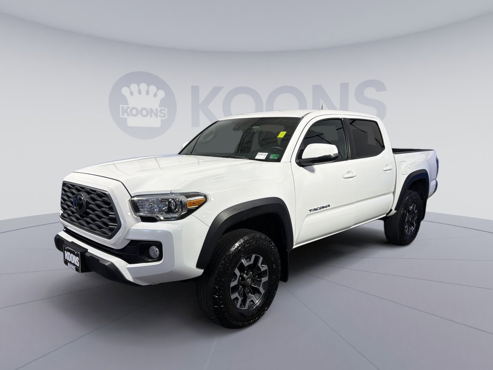 Used 2022 Toyota Tacoma TRD Off-Road AWD/4WD image 1
