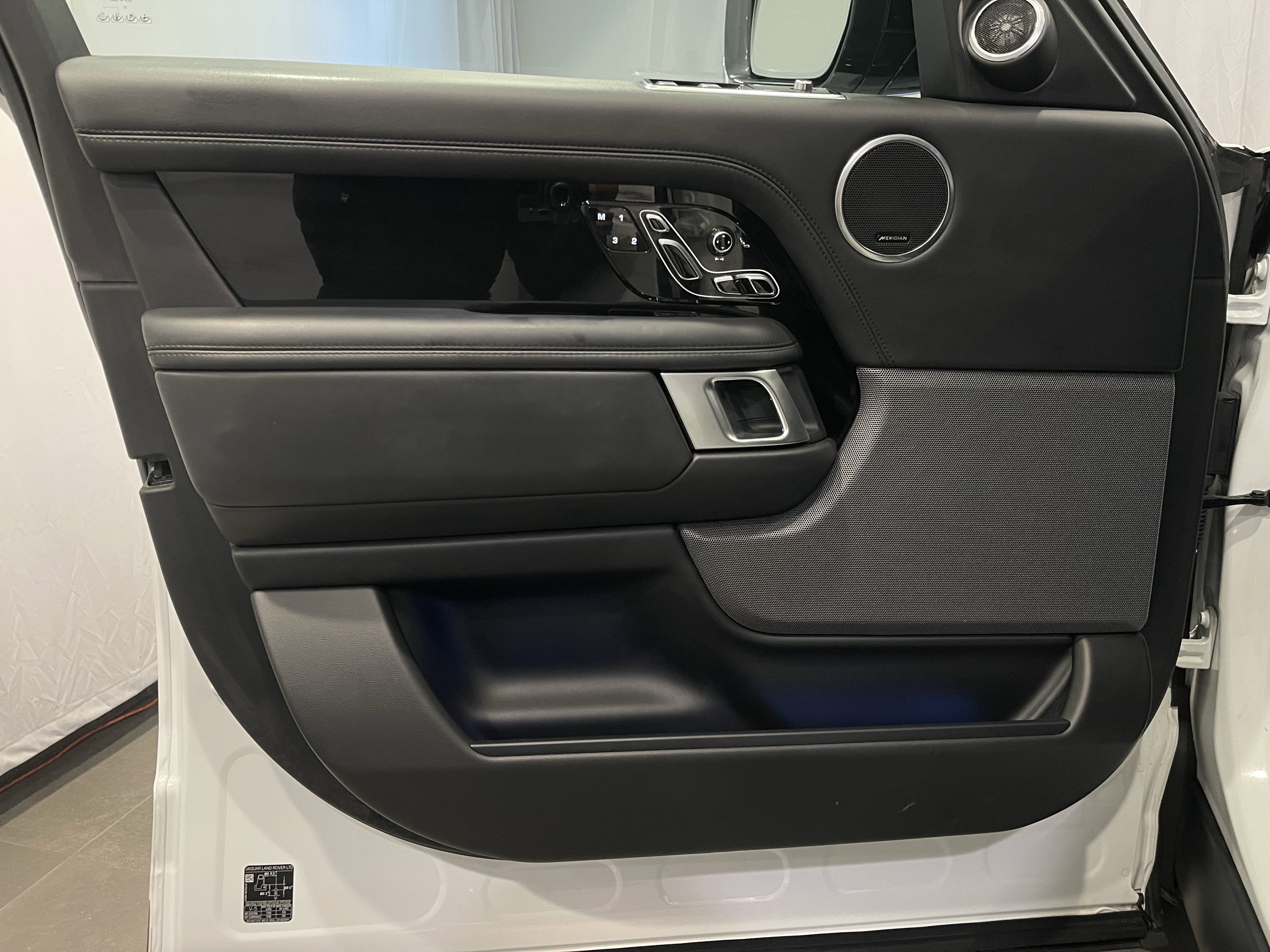 Used 2022 Land Rover Range Rover Westminster Edition AWD/4WD image 12