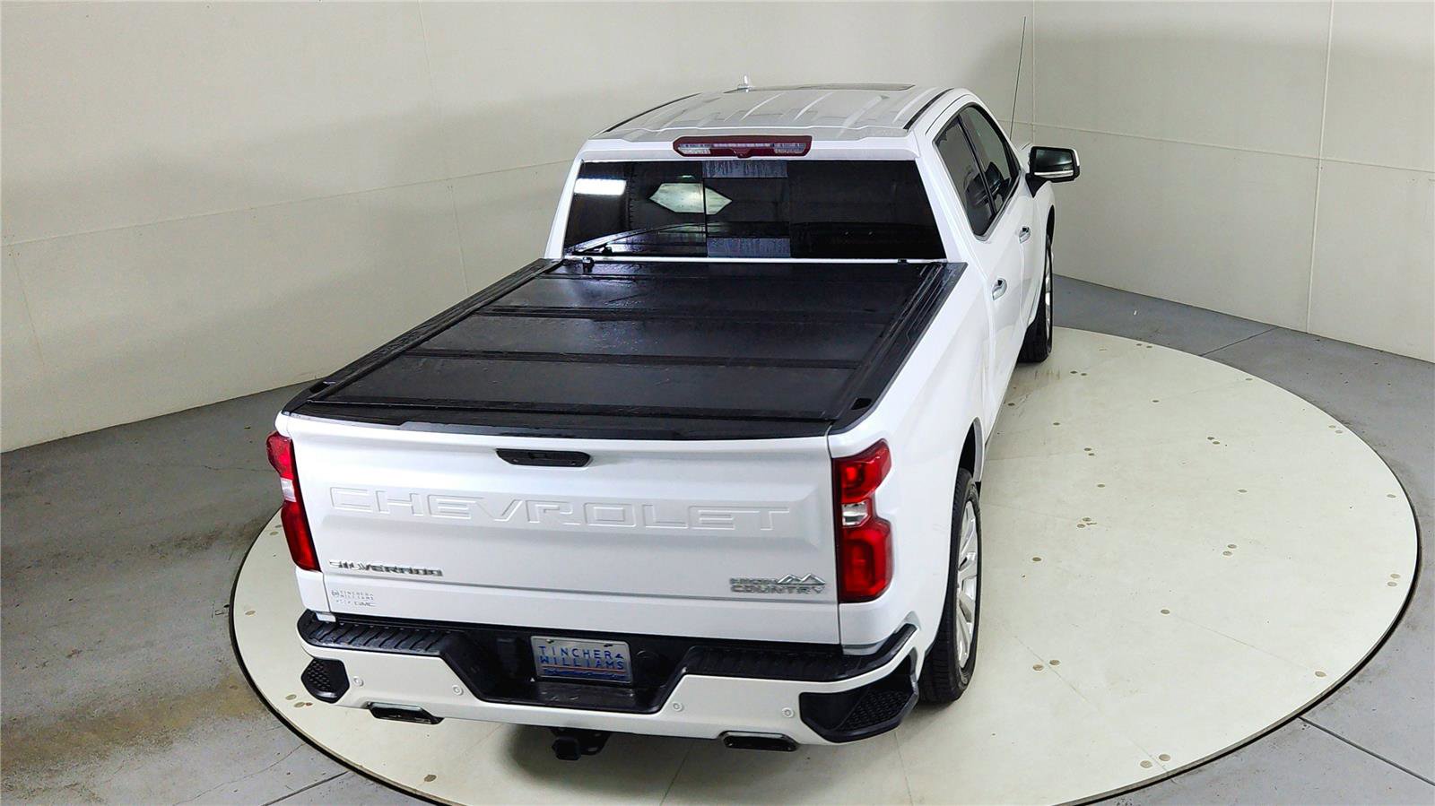 Used 2021 Chevrolet Silverado 1500 High Country image 21