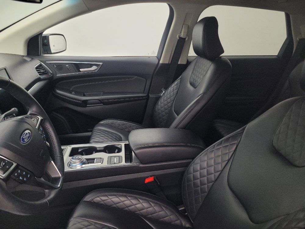 Used 2024 Ford Edge Titanium image 17