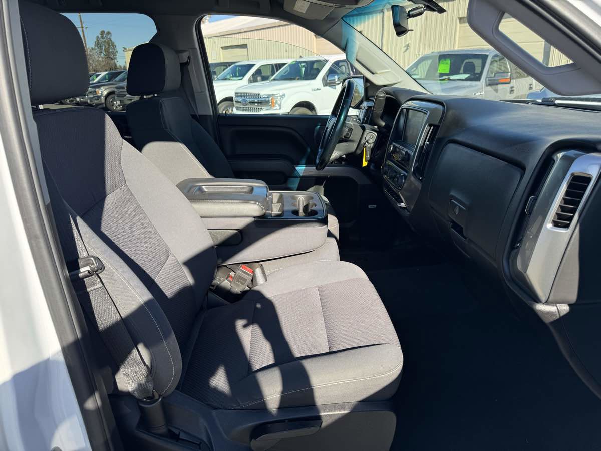 Used 2018 Chevrolet Silverado 1500 LT w/ All Star Edition AWD/4WD image 16