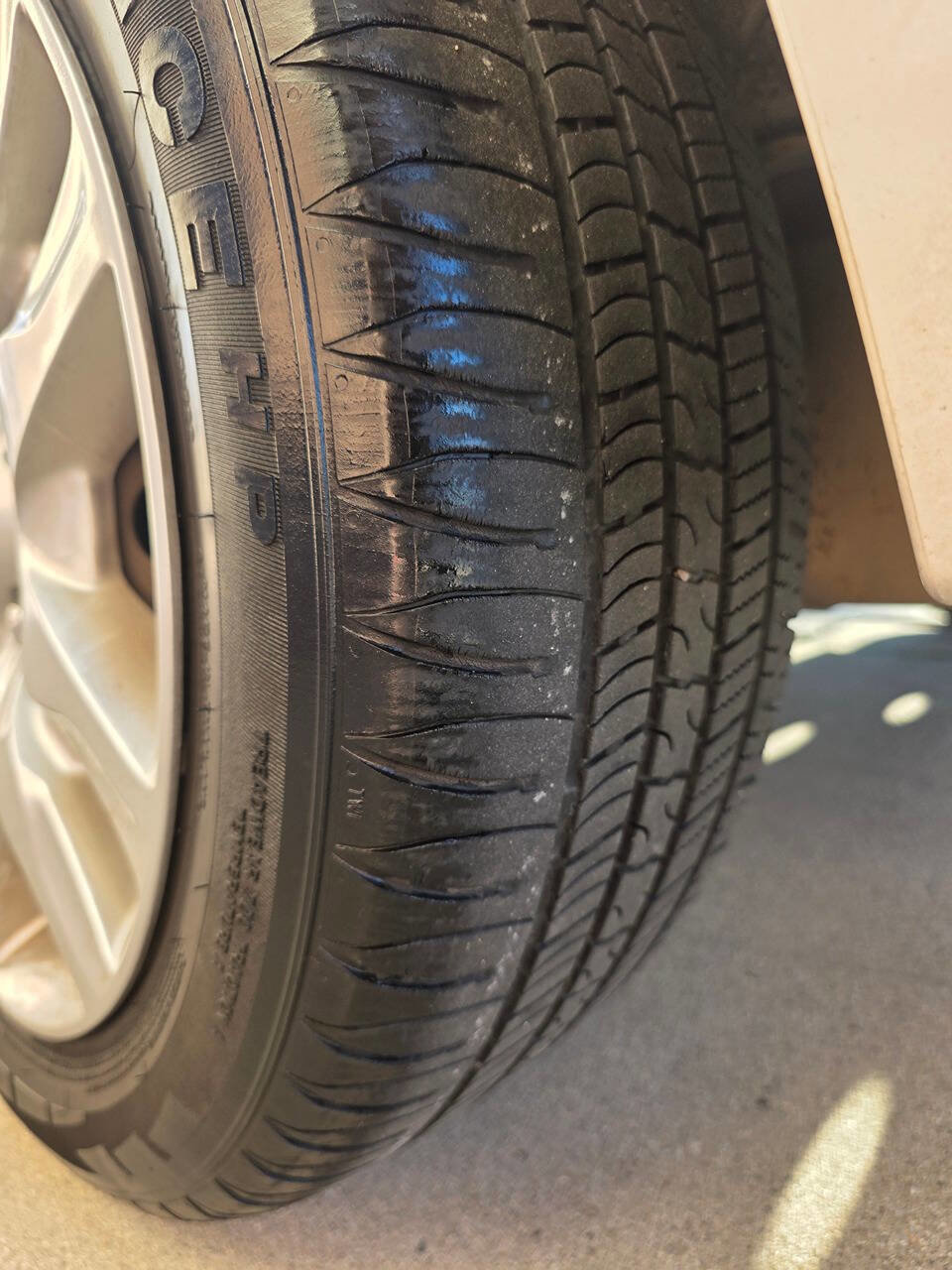 Used 2011 Nissan Sentra 2.0 S image 27