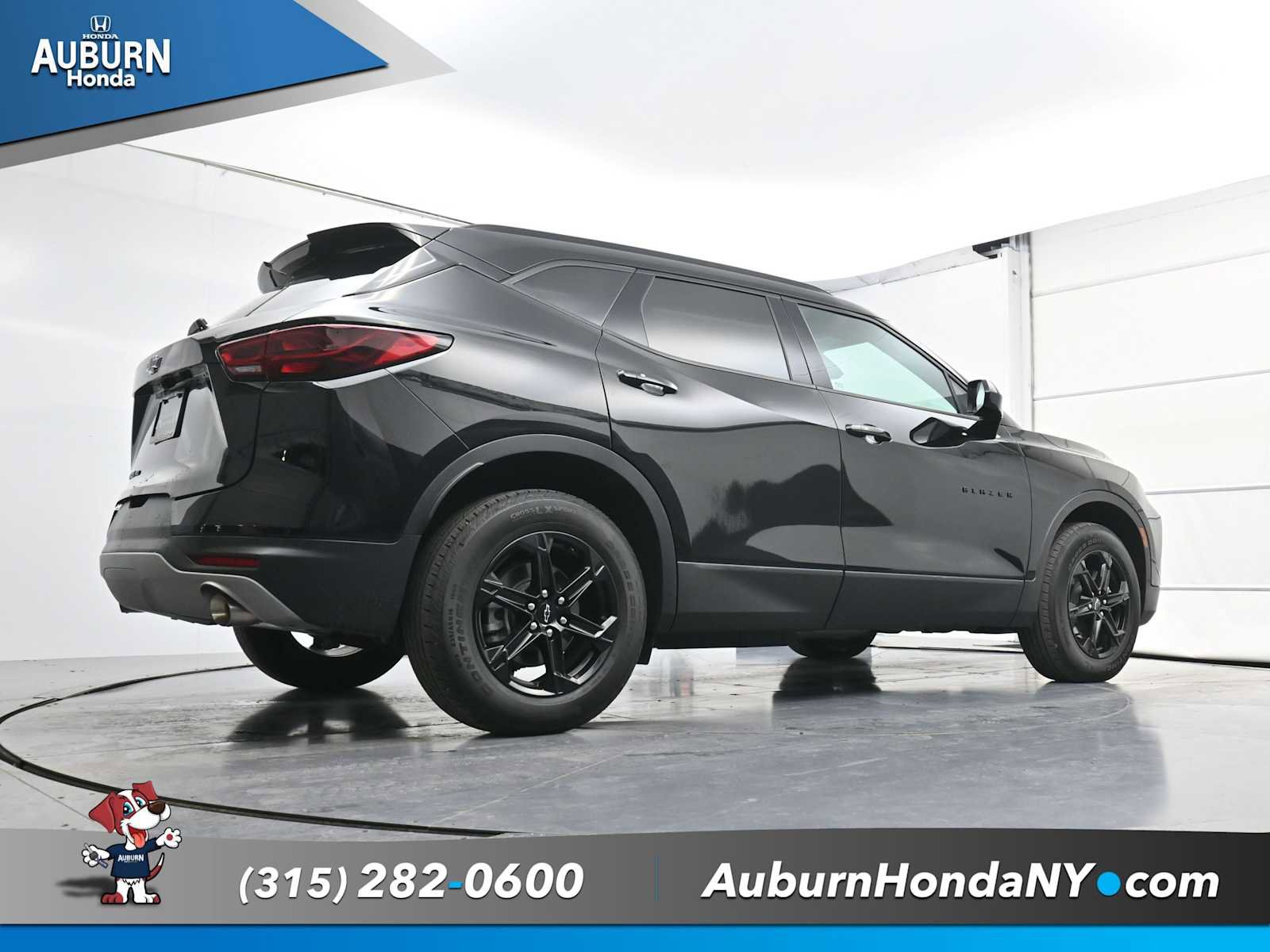 Used 2025 Chevrolet Blazer LT w/ Convenience Package image 21