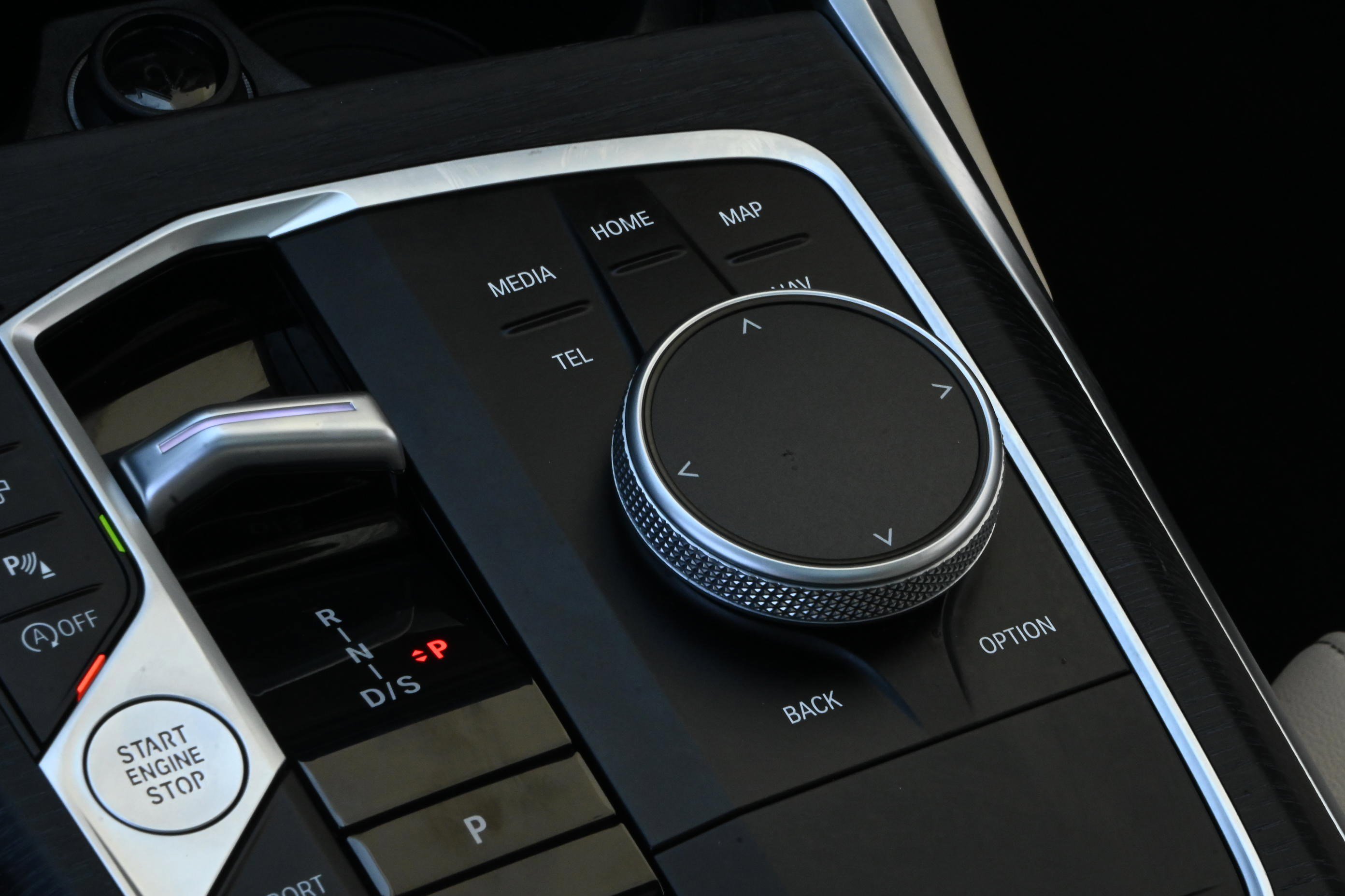 Certified 2025 BMW 330i Sedan image 23