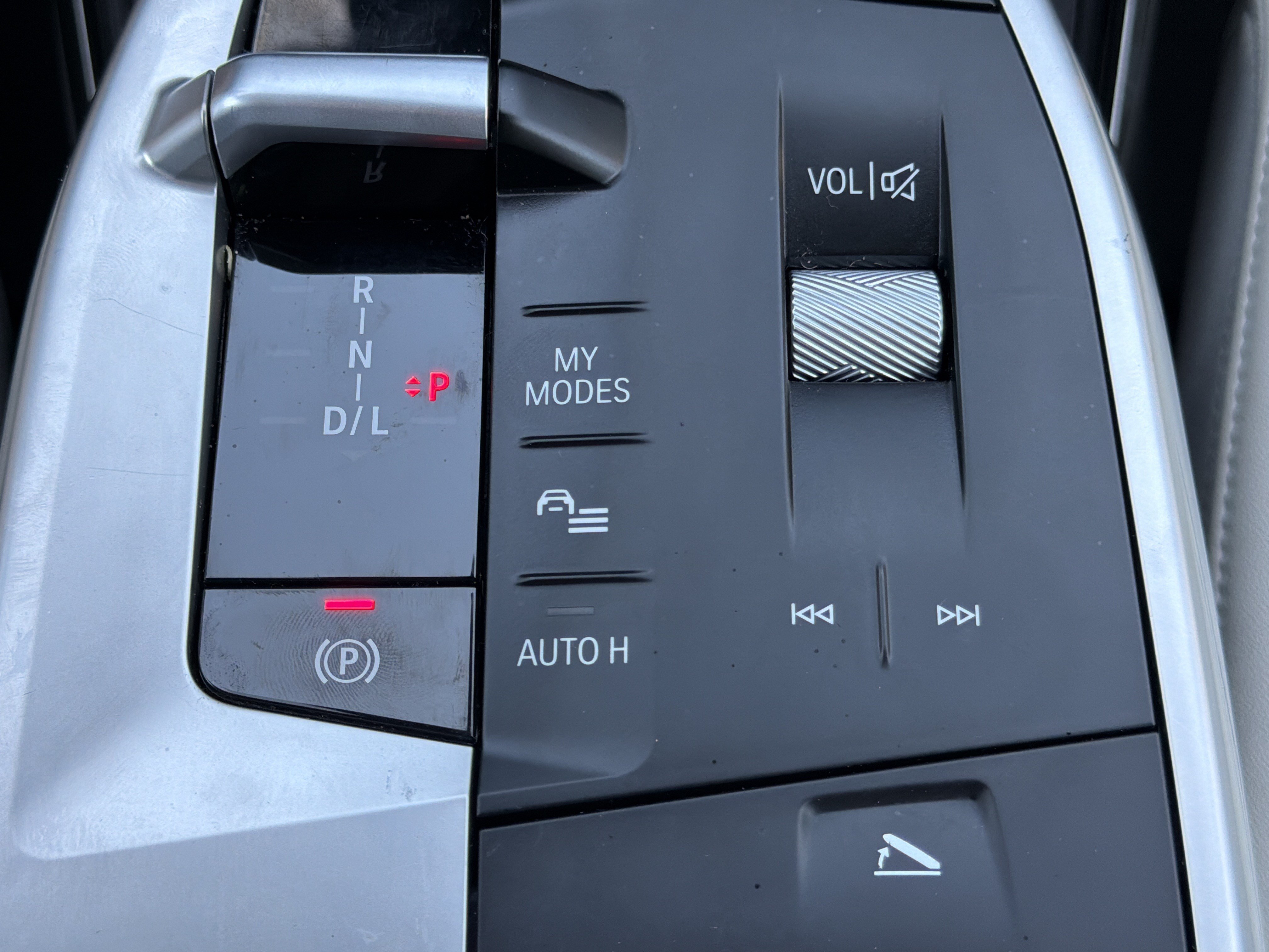 Certified 2026 BMW X2 xDrive28i AWD/4WD image 9