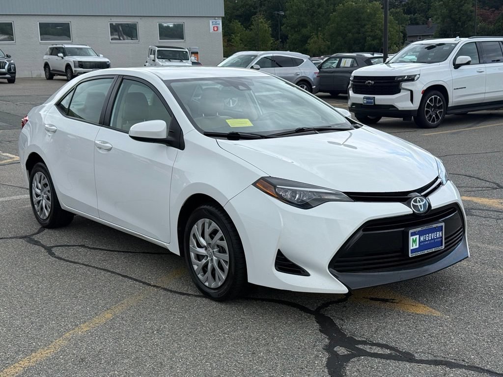 Used 2017 Toyota Corolla LE w/ Carpet Mat Package (TMS) FWD image 8