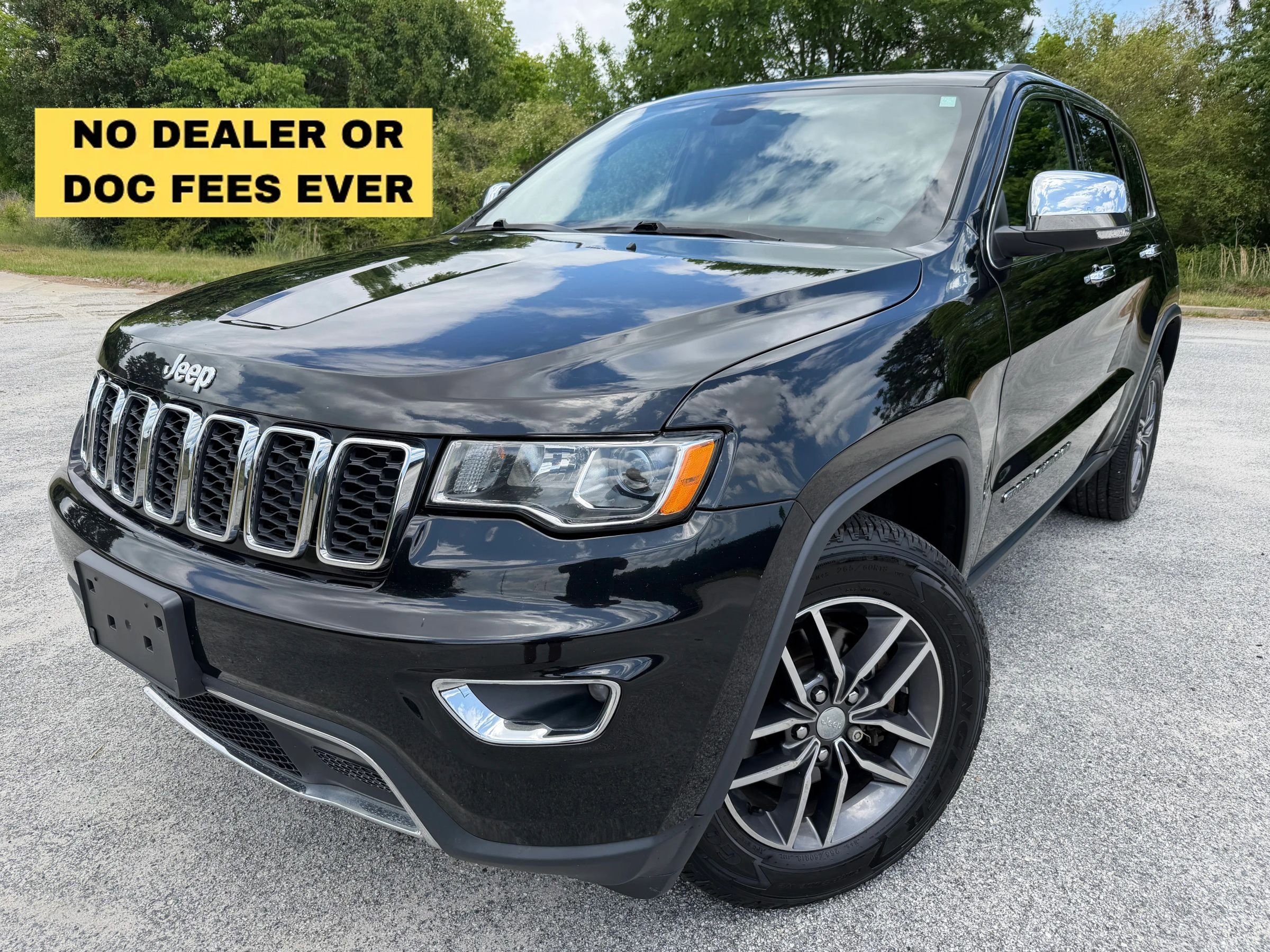 Used 2017 Jeep Grand Cherokee Limited AWD/4WD image 1