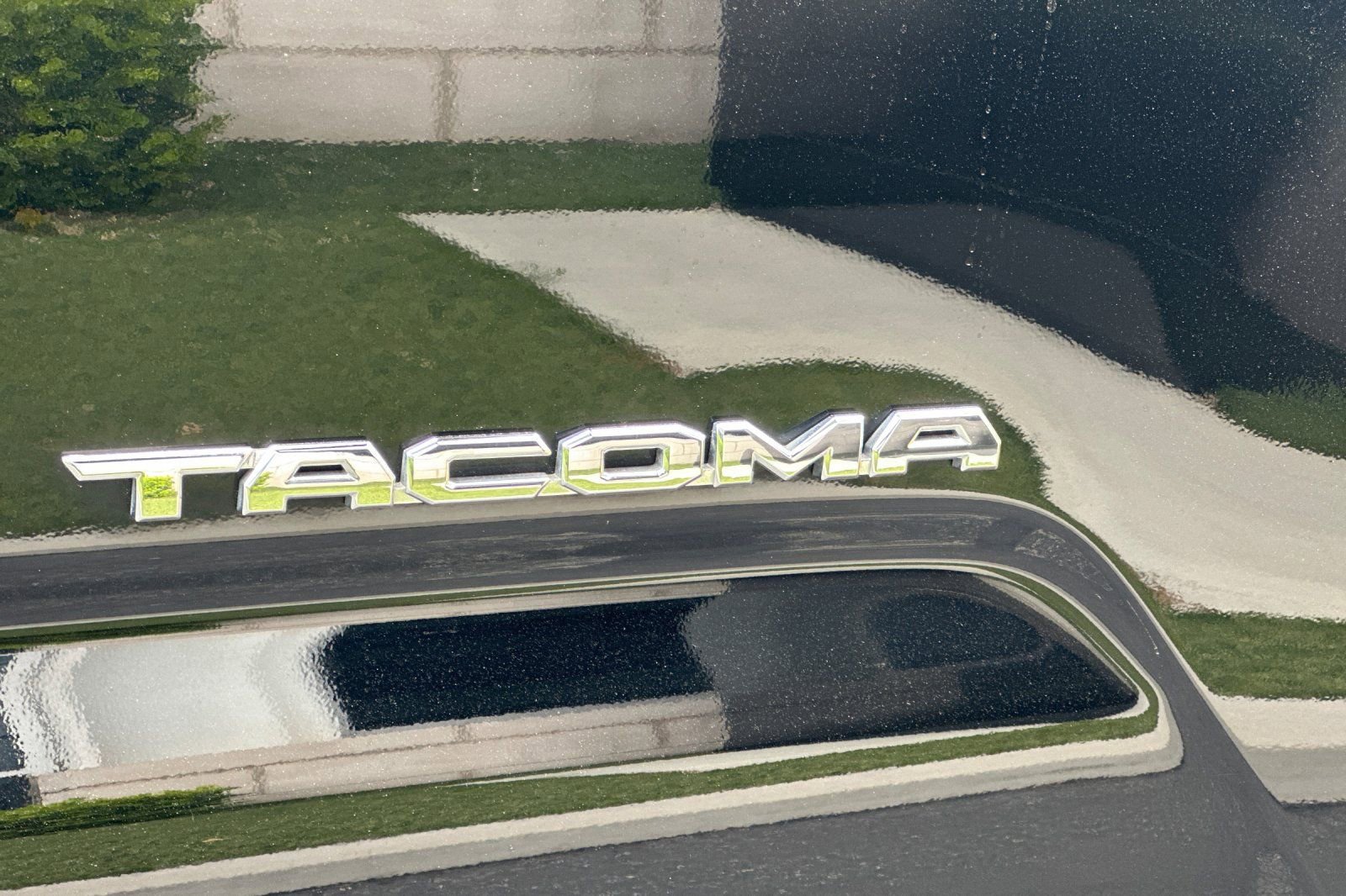 Used 2023 Toyota Tacoma TRD Sport w/ Advanced Technology Package image 36