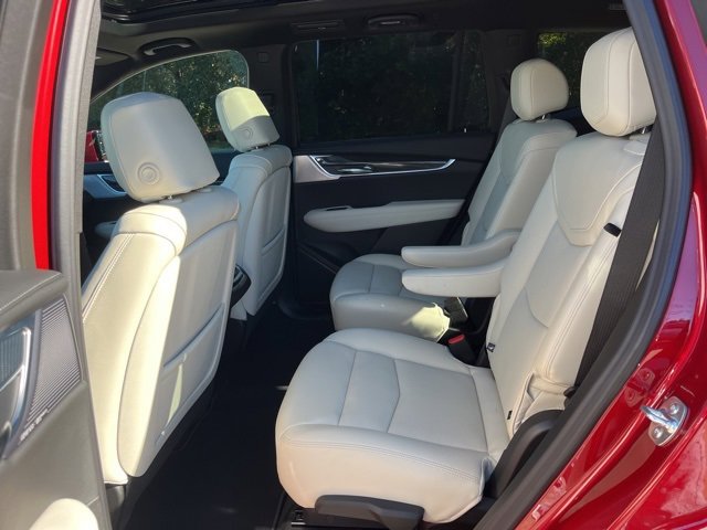 New 2025 Cadillac XT6 Sport w/ LPO, Floor Liner Package image 38